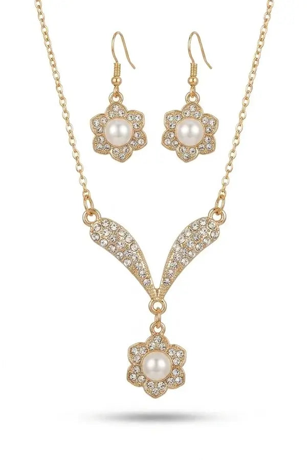 Classic Floral Pearl & Crystal Necklace Set