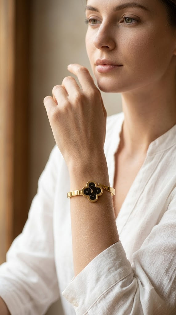 Luxury Gold Clover Bangle Watch with Onyx Black Dial